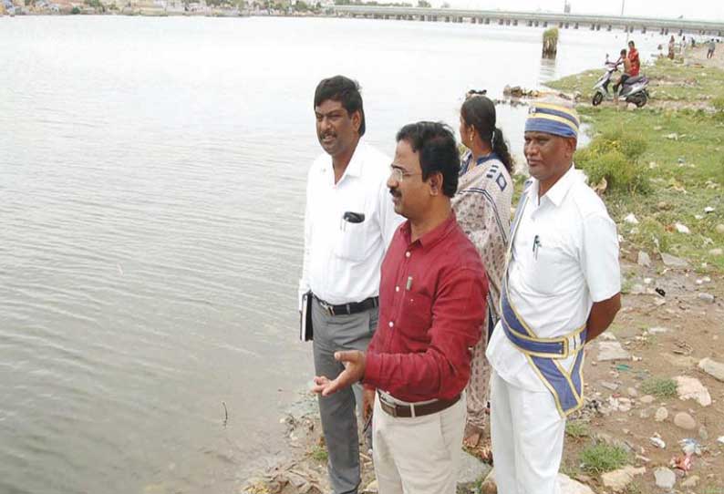 ஈரோடு கருங்கல்பாளையம் காவிரி ஆற்றில் ஆர்.டி.ஓ. ஆய்வு