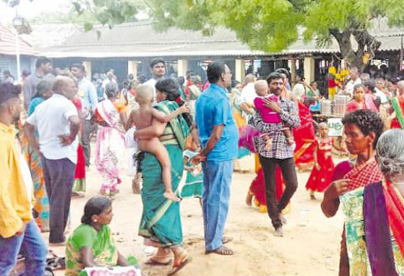 ஆறுமுகமங்கலம் வேம்படி சுடலைமாடசாமி கோவில் கொடை விழா திரளான பக்தர்கள் சாமி தரிசனம்