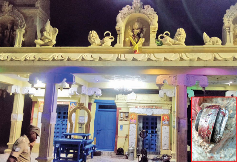 திருப்போரூர் அருகே பரபரப்பு: கோவில் கோபுரத்தில் இருந்த மர்மபொருள் வெடித்து வாலிபர் சாவு - 5 பேர் படுகாயம்