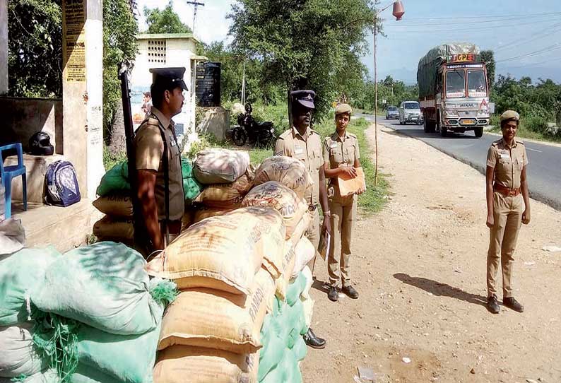 கோவையில் பயங்கரவாதிகள் ஊடுருவல் எதிரொலி: அவினாசி, சேவூர் பகுதியில் போலீஸ் தீவிர கண்காணிப்பு