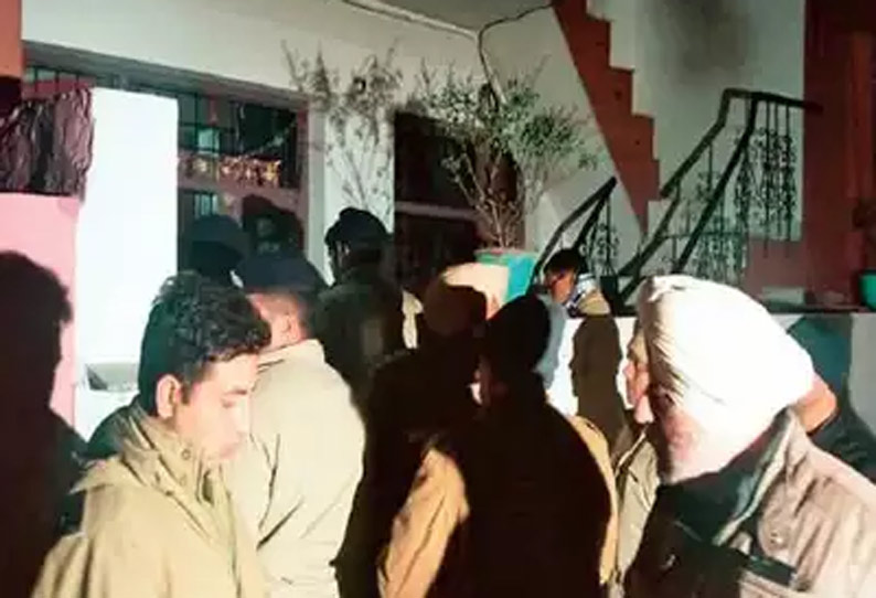 சண்டிகாரில் பயங்கரம்: கல்லூரி மாணவர்கள் 2 பேர் சுட்டுக்கொலை