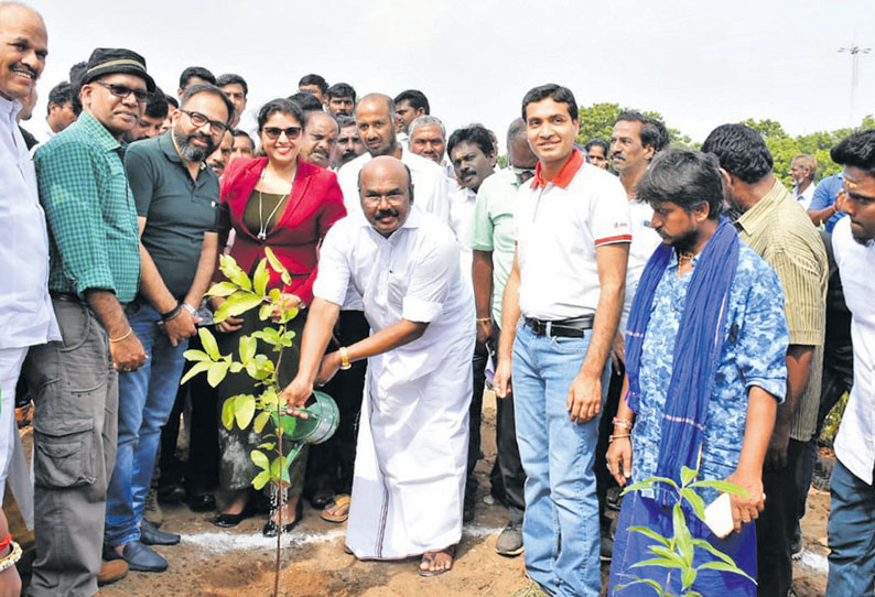 இலங்கை தமிழர்களுக்கு இரட்டை குடியுரிமை பெற்றுத்தருவதே அ.தி.மு.க.வின் நோக்கம் - அமைச்சர் ஜெயக்குமார் பேட்டி