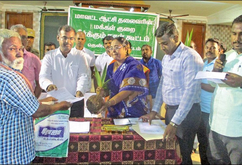 தென்காசி காசி விசுவநாத சுவாமி கோவிலில் கும்பாபிஷேகம் நடத்த வேண்டும் - கலெக்டரிடம் கோரிக்கை மனு