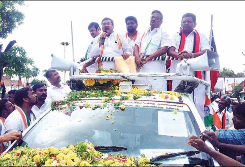 தி.மு.க. கூட்டணி வேட்பாளர்களுக்கு ஆதரவாக முகுல் வாஸ்னிக் வாக்கு சேகரிப்பு