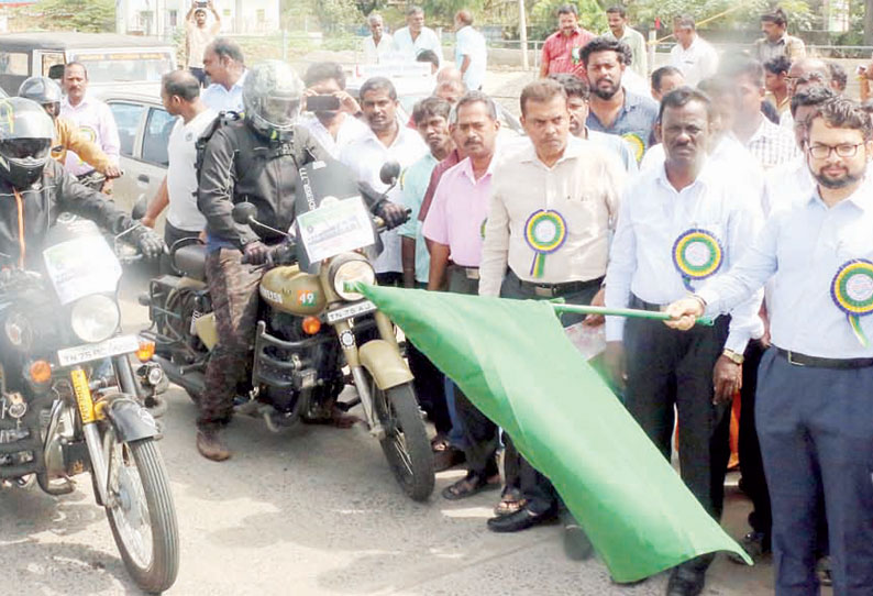 நாகர்கோவிலில் ஹெல்மெட் விழிப்புணர்வு பேரணி கலெக்டர் பிரசாந்த் வடநேரே தொடங்கி வைத்தார்