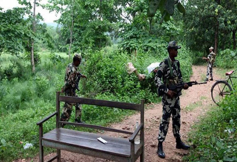 Chhattisgarh The Encounter With Security Forces 10 Naxalites Shot Dead சத்தீஸ்கர்