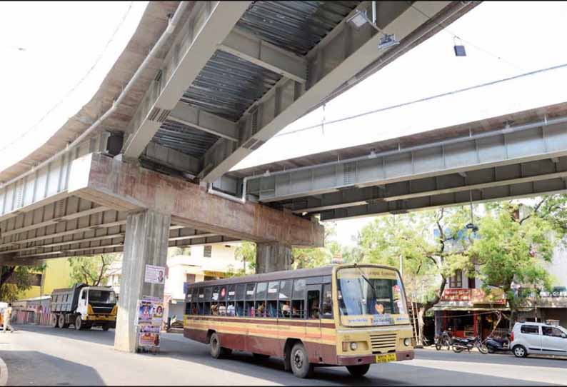 பார்வதிபுரம் மேம்பாலத்தின் கீழ்பகுதியில் போக்குவரத்து தொடங்கியது - வியாபாரிகள்- பொதுமக்கள் மகிழ்ச்சி