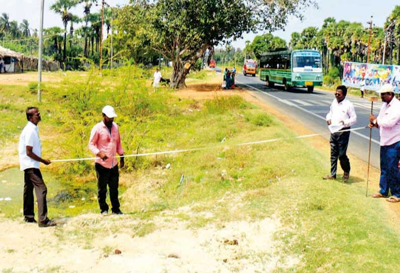 ராமநாதபுரம்–ராமேசுவரம் இடையே நான்கு வழிச்சாலை பணிக்காக நிலங்கள் அளவீடு செய்யும் பணி