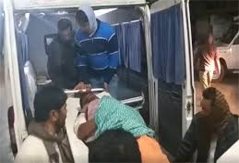 பீகாரில் வேன் மீது லாரி மோதி 7 பேர் சாவு