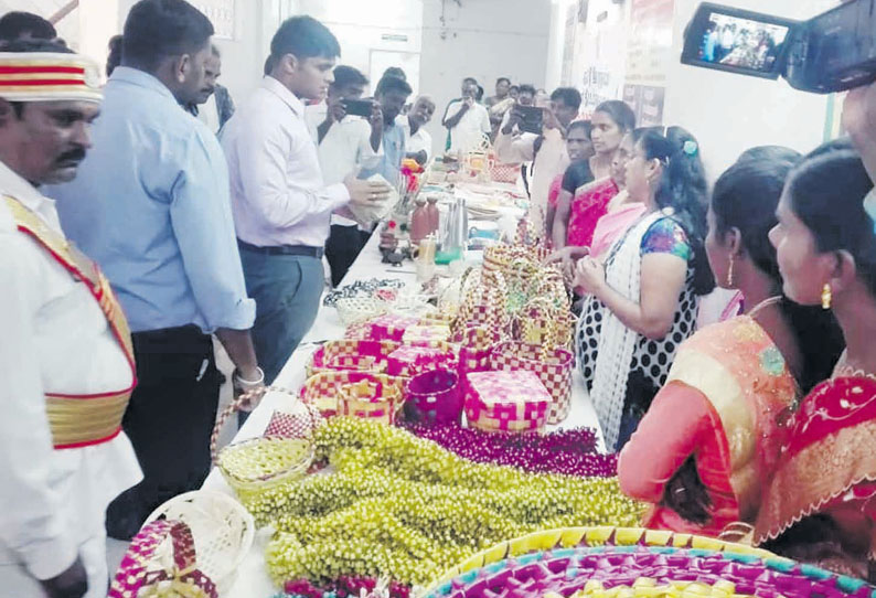 4 டன் பிளாஸ்டிக் பொருட்கள் பறிமுதல் கலெக்டர் சந்தீப் நந்தூரி தகவல்