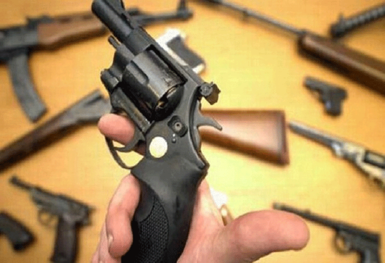 கல்வராயன்மலை பகுதியில்நாட்டு துப்பாக்கிகள் விற்பனைபோலீசார் தீவிர  விசாரணை||Calvarayanmalai area Country guns sold The police are serious  investigations -DailyThanthi