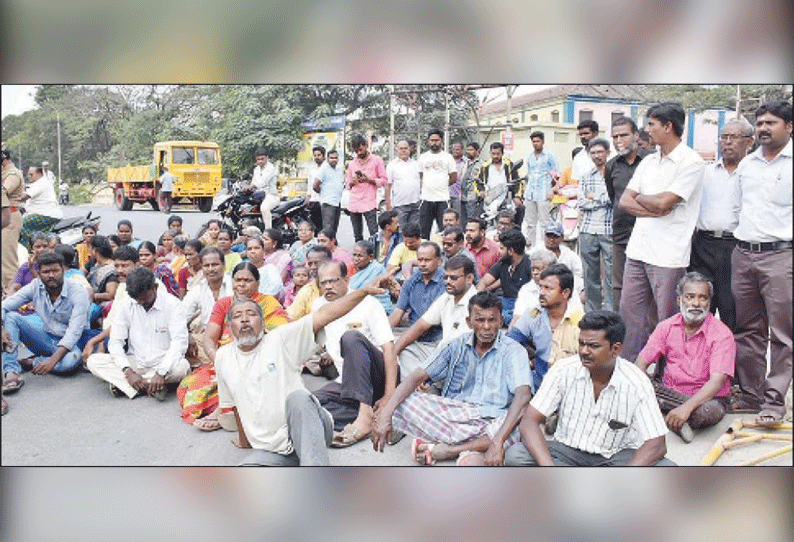 சேலத்தில், குப்பையில் இருந்து உரம் தயாரிக்கும் ஆலையை மாற்றக்கோரி சாலைமறியல் போலீசாருடன் வாக்குவாதம்; 23 பேர் கைது