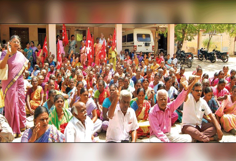 கோவில்பட்டி யூனியன் அலுவலகத்தை தேசிய ஊரக தொழிலாளர்கள் முற்றுகை