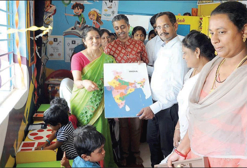 குழந்தைகளுக்கு இலவச ஆங்கில வழி முன்பருவ கல்வி கலெக்டர் பிரபாகர் தொடங்கி வைத்தார்