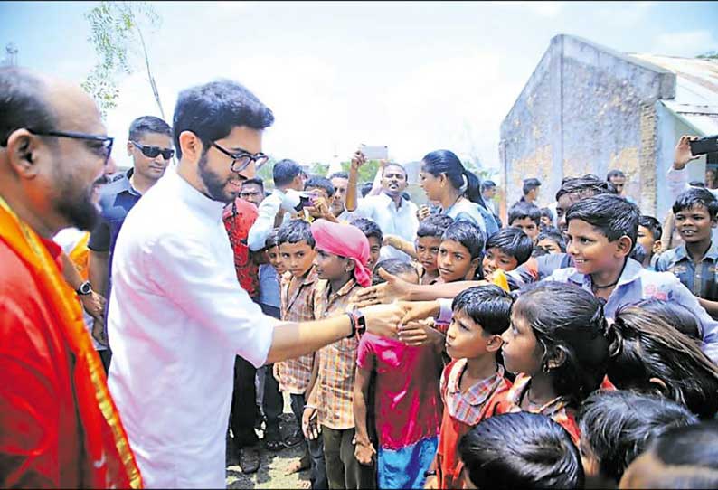 ‘நான் முதல்-மந்திரி ஆவதை மக்கள் முடிவு செய்வார்கள்’ ஆதித்ய தாக்கரே பேச்சு