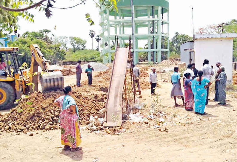 தஞ்சை ராஜீவ்நகர், எஸ்.என்.எம்.ரகுமான் நகரில் குப்பைகள் தரம் பிரிக்கும் மையம் அமைக்க மக்கள் எதிர்ப்பு