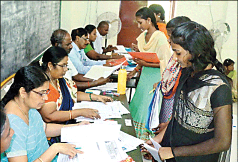 விழுப்புரம் அரசு கல்லூரிகளில் மாணவர் சேர்க்கை கலந்தாய்வு தொடங்கியது