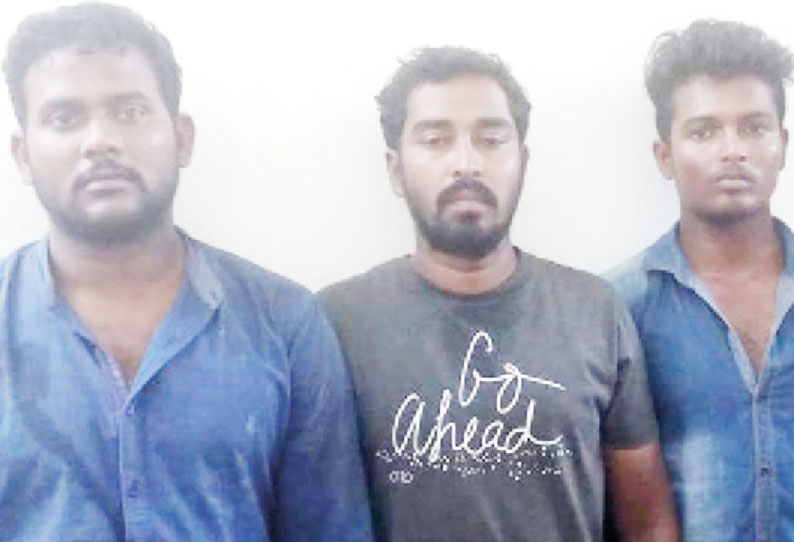 நாமக்கல் அருகே காவலாளி கொலையில் 4 பேர் கைது ஆள்மாறாட்டத்தில் நடந்தது அம்பலம்