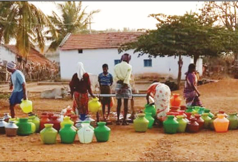 தாளவாடி அருகே குடிநீர் கிடைக்காமல் கிராமமக்கள் கடும் அவதி