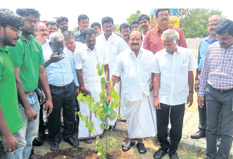 சுற்றுச்சூழல் தூய்மையில் இந்தியாவிலேயே தமிழகம் 2-வது இடம் அமைச்சர் கே.சி.கருப்பணன் தகவல்