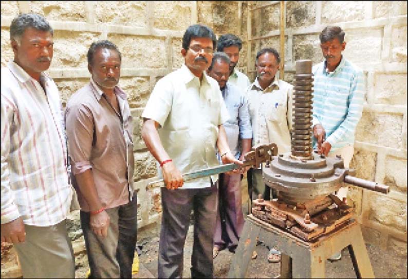 கொடைக்கானல் நகரின் குடிநீர் தேவைக்காக-மனோரஞ்சிதம் அணையில் தண்ணீர் திறப்பு