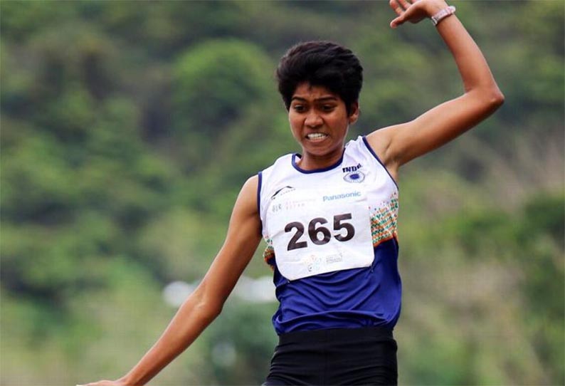 ஆசிய இளையோர் தடகளம்: நீளம் தாண்டுதலில் தமிழக வீராங்கனை தங்கப்பதக்கம் வென்றார் 201903170432072798_Asian-Junior-Athletic-Tamil-Nadu-woman-player-won-the-gold_SECVPF