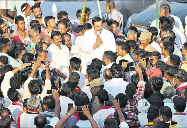 எங்கள் கூட்டணி தலைவர்களை அவதூறாக பேசும் மு.க.ஸ்டாலினுக்கு தமிழக மக்கள் சரியான பாடம் புகட்டுவார்கள் டாக்டர் அன்புமணி ராமதாஸ் பேச்சு