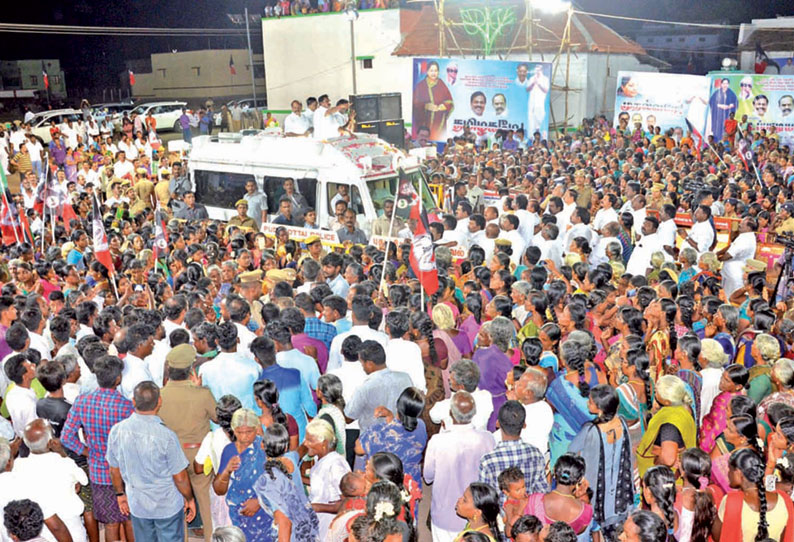 மு.க.ஸ்டாலின் ஓட்டுகளை பெற அரசியல் நாடகம் ஆடுகிறார் எடப்பாடி பழனிசாமி தாக்கு