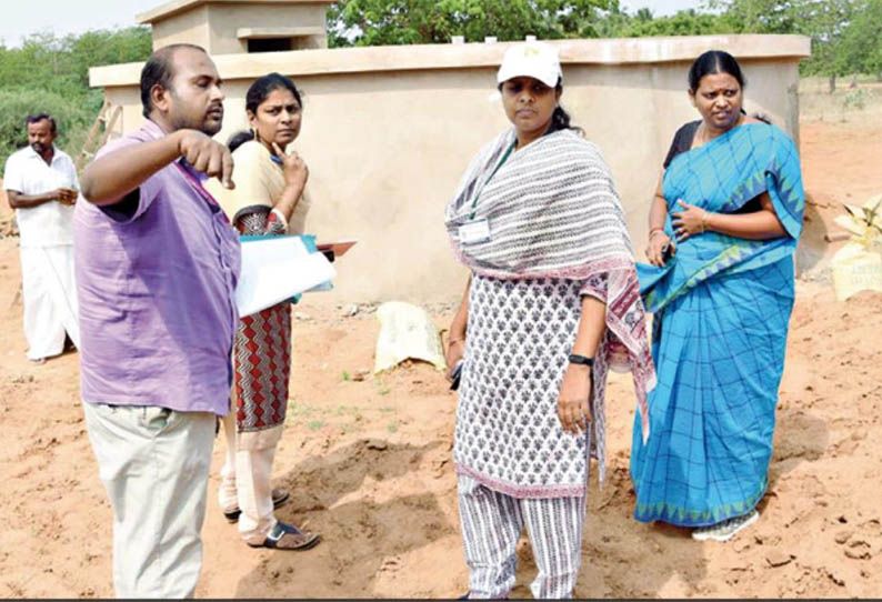 கடமலைக்குண்டு அருகே சோலைத்தேவன்பட்டிக்கு டேங்கர் லாரி மூலம் தினமும் குடிநீர் வினியோகம் - கலெக்டர் உத்தரவு