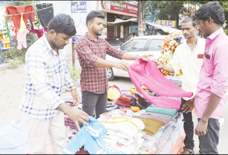 குளிர் அதிகரிப்பு: ஸ்வெட்டர், பனிக்குல்லா விற்பனை அமோகம்