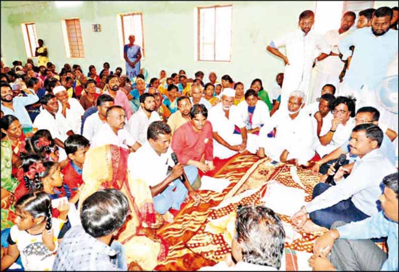 ராமநாதபுரம் மாவட்டத்தில்  காய்ச்சல் பரவாமல் தடுக்க முன்னெச்சரிக்கை நடவடிக்கைகள்  -கிராம சபை கூட்டத்தில் கலெக்டர் தகவல்