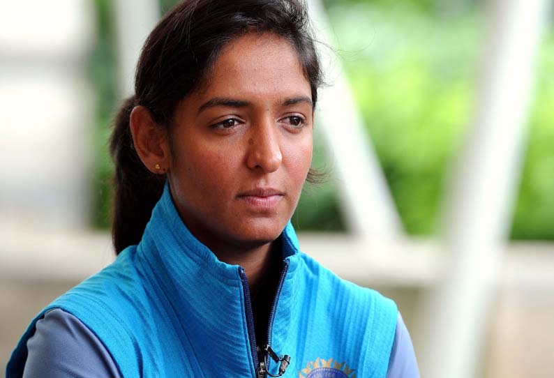 தென்ஆப்பிரிக்காவுக்கு எதிரான 20 ஓவர் கிரிக்கெட்:இந்திய பெண்கள் அணி தொடரை வென்றது 201910040302142761_20-over-cricket-against-South-AfricaThe-Indian-womens_SECVPF