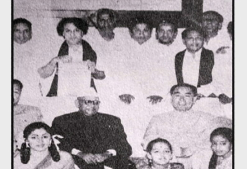 1956 -ல் சீன பிரதமர் சூ என்லாய்  மாமல்லபுரம் வருகை : நடிகர்கள் எம்ஜிஆர் - சிவாஜி பங்கேற்பு