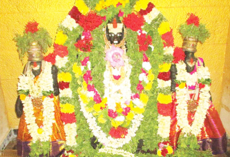 புரட்டாசி கடைசி சனிக்கிழமையையொட்டி பெருமாள் கோவில்களில் சிறப்பு வழிபாடு