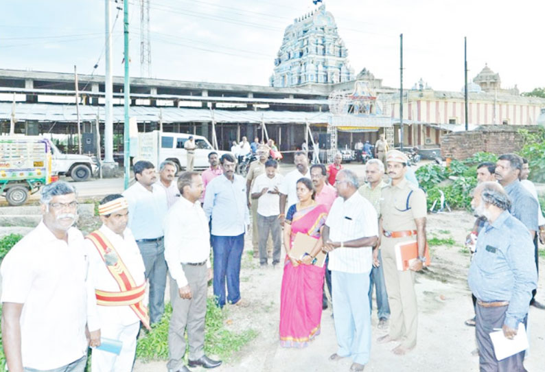 குருபெயர்ச்சி விழா முன்னேற்பாடு பணிகள் குறித்து திட்டை கோவிலில் கலெக்டர் ஆய்வு