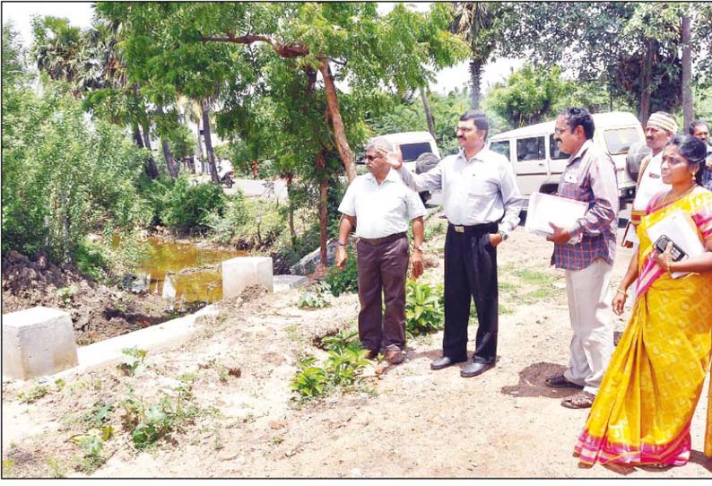 நாகை பகுதியில் ரூ.1½ கோடியில் வளர்ச்சி திட்ட பணிகள் - கலெக்டர் ஆய்வு