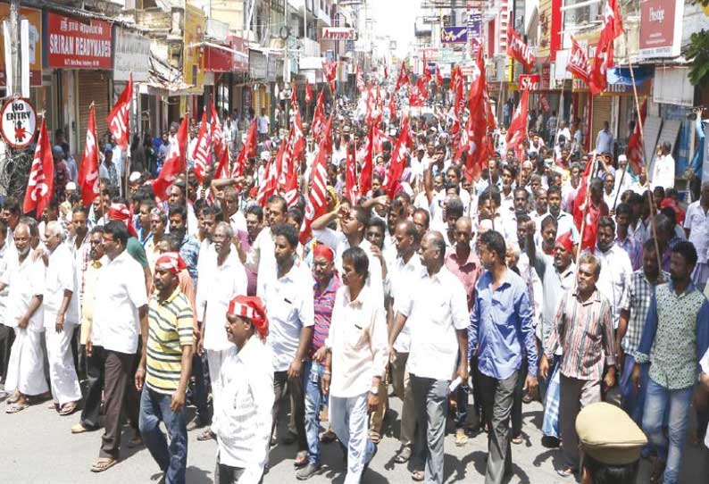 இடமாற்ற முடிவுக்கு எதிர்ப்பு: சண்டே மார்க்கெட் வியாபாரிகள் கடையடைப்பு