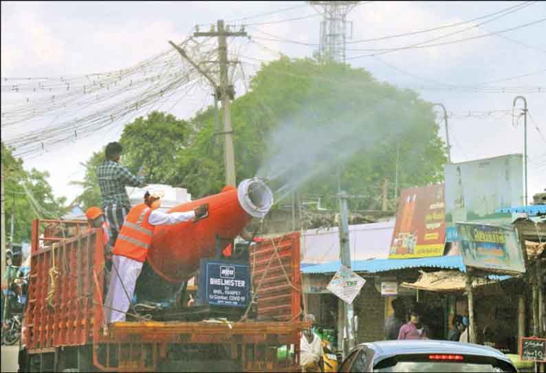 நெல்லை மாநகரில் நவீன எந்திரம் மூலம் கிருமி நாசினி தெளிப்பு