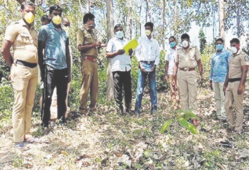 திருக்காட்டுப்பள்ளி அருகே கொள்ளிடம் ஆற்றங்கரையில் பெண்ணின் எலும்புக்கூடு போலீசார் விசாரணை