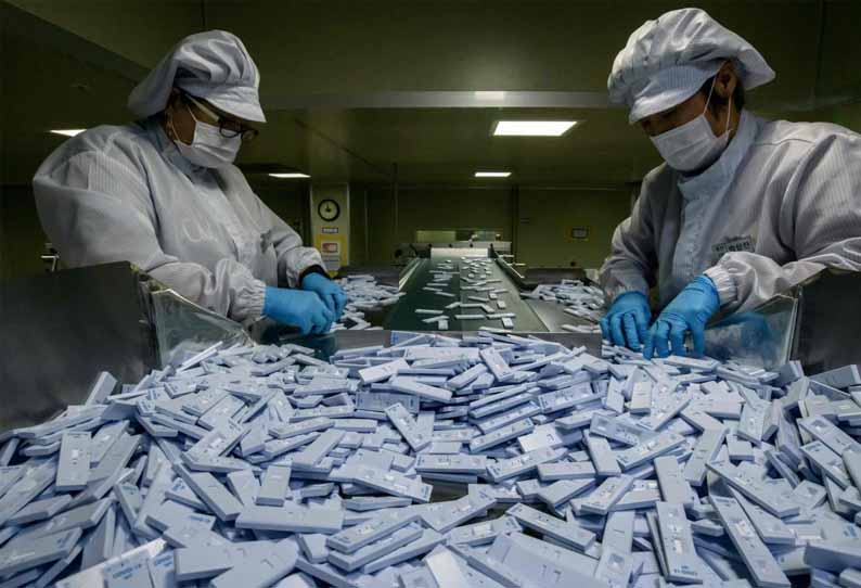 துல்லியம் இல்லாத சீன கொரோனா சோதனை கருவிகளுக்கு மத்திய அரசு இரண்டு மடங்கு விலை கொடுத்ததா?