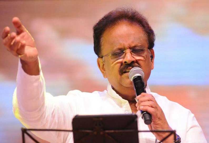 எஸ்.பி.பி. பூரண நலம் பெற்று மீண்டுவர வேண்டும்; நடிகர் விவேக், இயக்குனர் சந்திரசேகர் பிரார்த்தனை