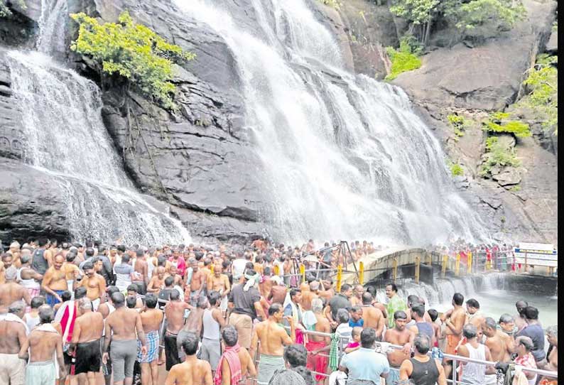 நாளை முதல் குற்றால அருவிகளில் குளிக்கலாம்  - மாவட்ட ஆட்சியர் அனுமதி