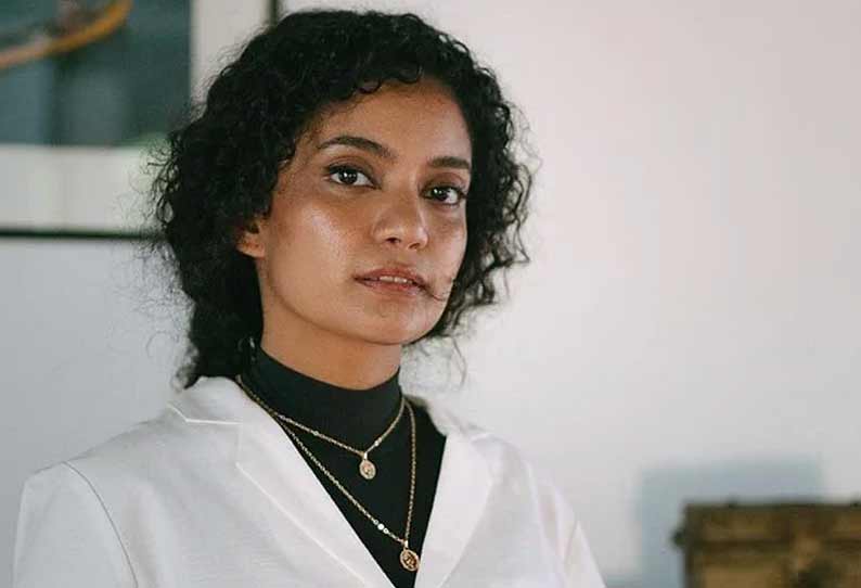 இளம் நடிகைக்கு பாலியல் தொல்லை:தாயார் கொடுத்த புகாரின் பேரில் போலீசார் வழக்குப்பதிவு