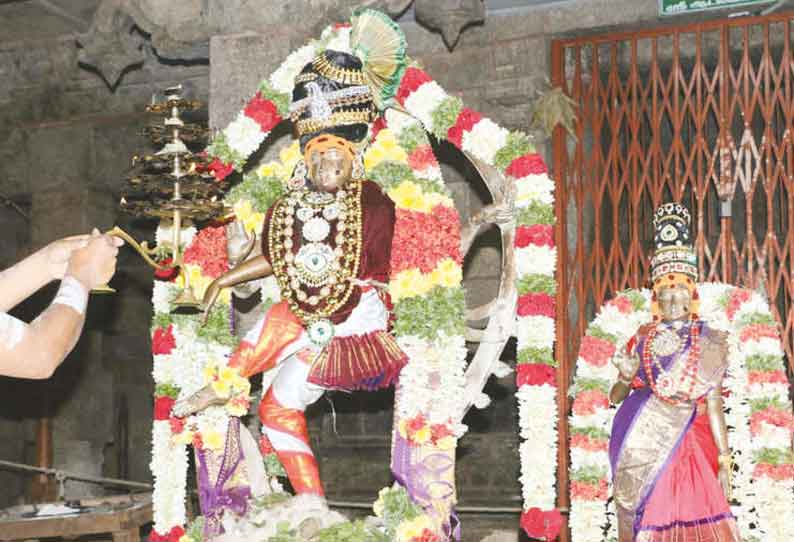 சிவன் கோவில்களில் ஆருத்ரா தரிசனம்திரளான பக்தர்கள் கலந்துகொண்டனர்