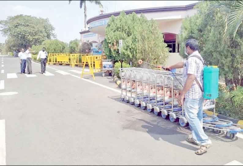 சேலம் விமான நிலையத்தில் கொரோனா வைரஸ் முன்னெச்சரிக்கை நடவடிக்கை