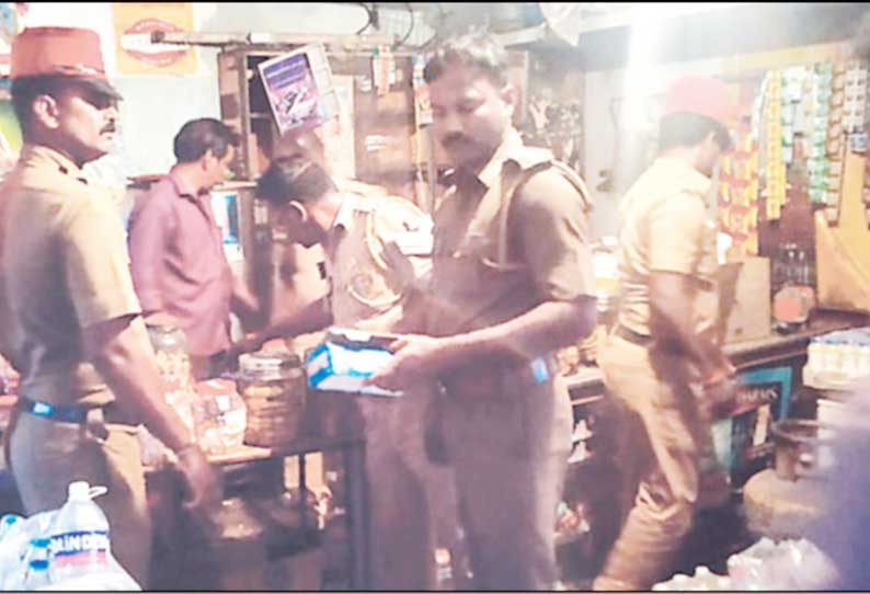 பாகூர், கிருமாம்பாக்கம் பகுதியில் போலீசார் அதிரடி: பெட்டிக்கடைகளில் போதை பொருட்கள் பறிமுதல் 4 பேர் கைது