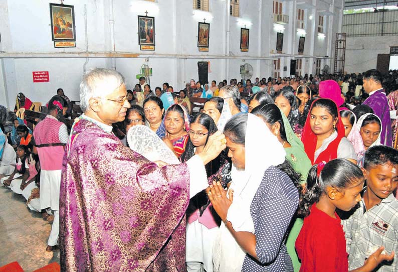 பாளையங்கோட்டையில் கிறிஸ்தவர்களின் தவக்காலம் தொடங்கியது