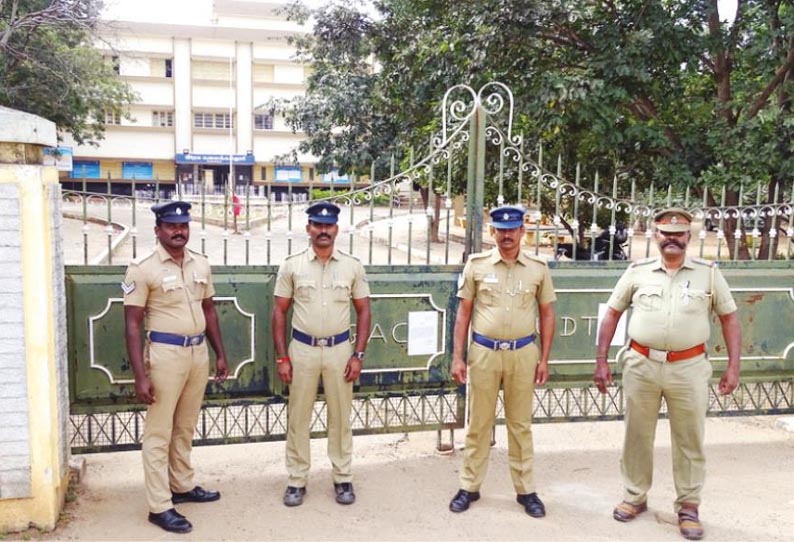 உடுமலை, மடத்துக்குளம், குடிமங்கலம் பகுதி, வாக்கு எண்ணும் மையங்களில் பலத்த போலீஸ் பாதுகாப்பு