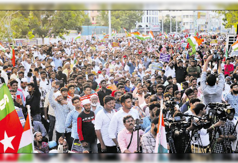 குடியுரிமை திருத்த சட்டத்தை திரும்ப பெறும் வரை போராடுவோம் இந்திய கம்யூனிஸ்டு கட்சியின் மூத்த தலைவர் நல்லக்கண்ணு உறுதி