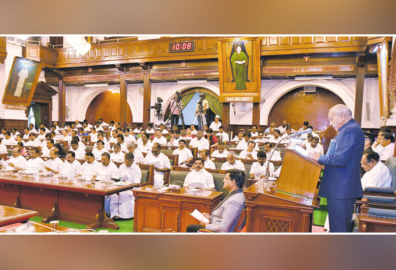 இலங்கை தமிழர்களுக்கு இரட்டை குடியுரிமை: ஒரே நாடு ஒரே ரேஷன் கார்டு திட்டம் - தமிழக சட்டசபையில் கவர்னர் உரை